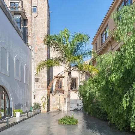 Valverde Art Space Loft By Domusicily *