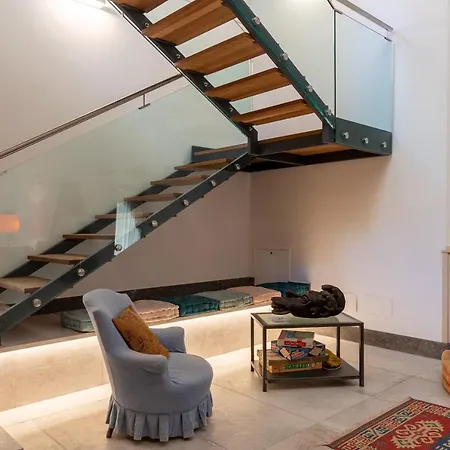 Valverde Art Space Loft By Domusicily Apartment